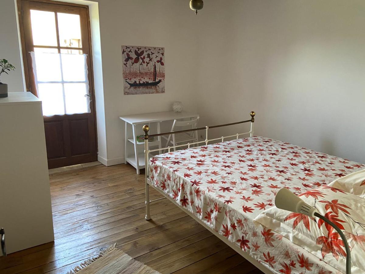 Bed and Breakfast Domaine Du Bourg Salon Экстерьер фото